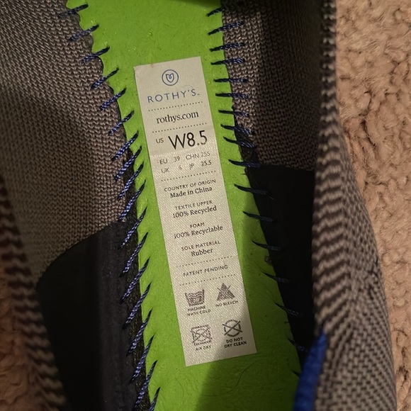 Rothys gray Point  flats shoes 6 6.5 w8.5 $155  slippers - Picture 8 of 9